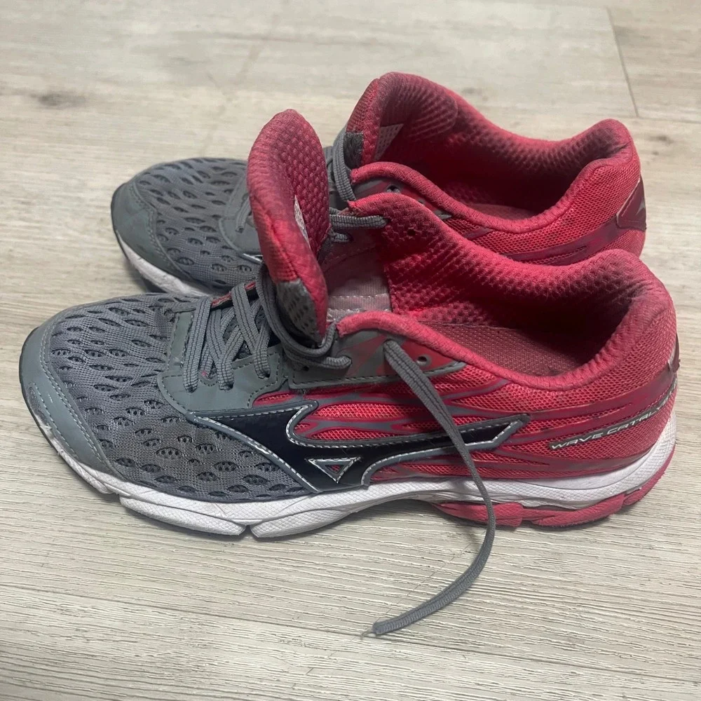 Womens Mizuno Wave Catalyst 2 Running Shoes Gray Pink‎ Athletic Sneakers Sz 7